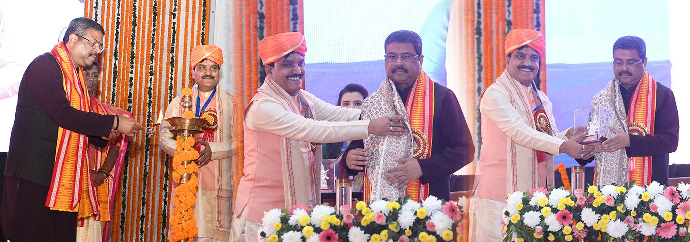 1st Convocation_Minister of Education